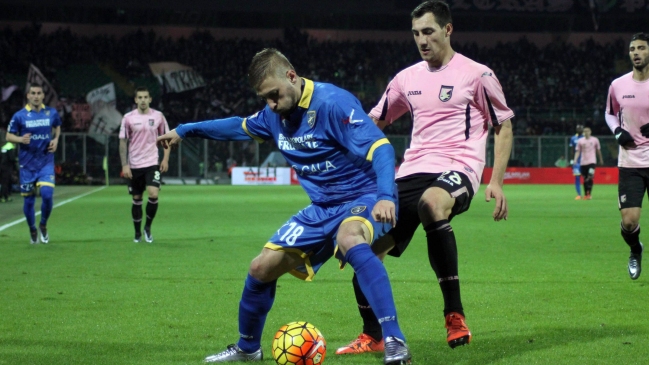 Nicolás Castillo participó en la derrota de Frosinone ante Palermo