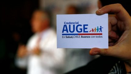   Fonasa explica cifras de la lista de espera AUGE 