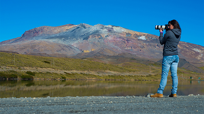 Volcán Copahue registró más de 100 temblores en un día