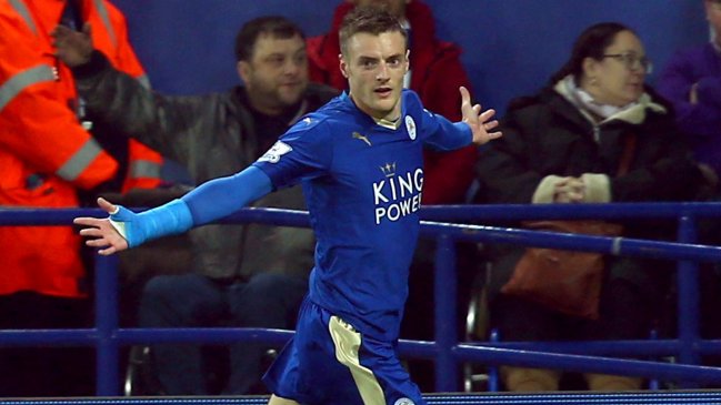 Leicester City retomó el liderato en Inglaterra tras derrotar a Chelsea