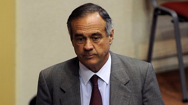 Ignacio Walker por gratuidad: Es una política mal construida desde el día uno