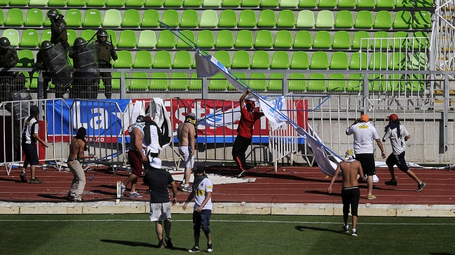 Fiscalía formalizará a primeros 13 barristas identificados por disturbios en Valparaíso