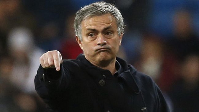 José Mourinho fue despedido de Chelsea tras pésima temporada