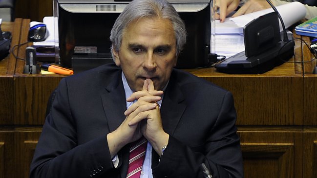 Abogado de Moreira: Correo con dueño de Corpesca no tiene ninguna relevancia