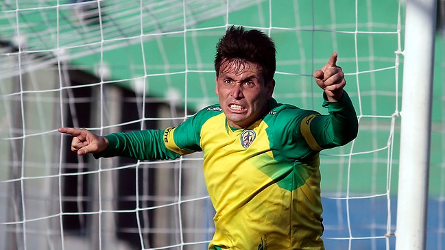 Deportes La Pintana sorprendió a Naval en Talcahuano por la Segunda División