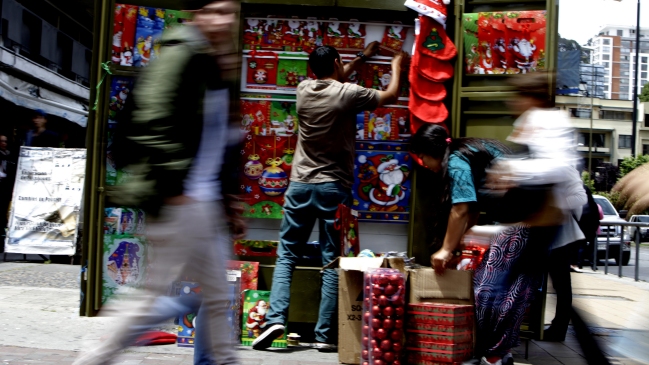 Sernac detalló derechos de los consumidores durante compras navideñas