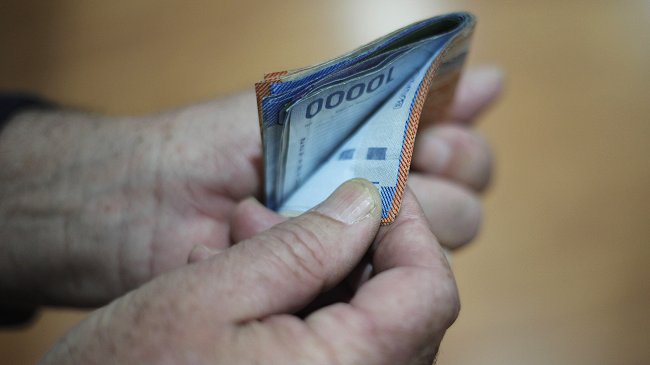 Expertos concluyen que 2016 no será el año de la reactivación económica