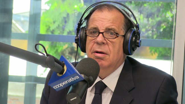 Gutenberg Martínez: Fue decisión del Gobierno dejar a los IP y CFT fuera de la gratuidad