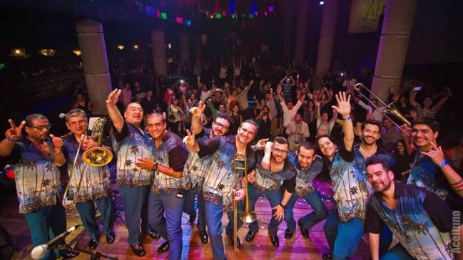 Santiago All Stars y su salsa en el restaurant Maestra Vida