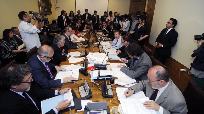 Comisión de Hacienda del Senado aprobó la 