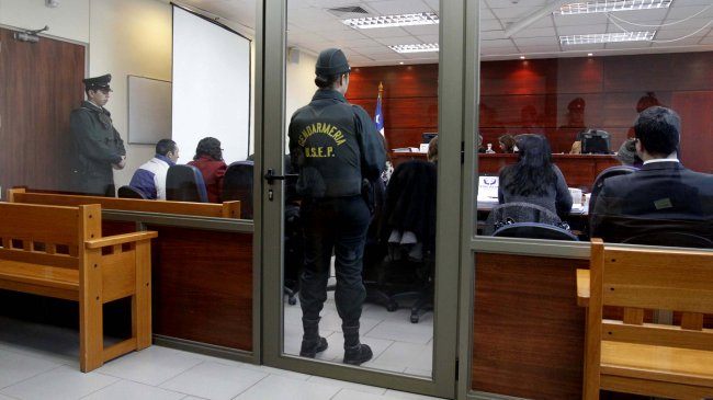 Condenan a 17 años de cárcel a sujeto que violó de manera reiterada a su hija