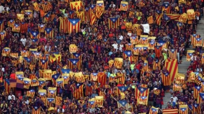UEFA rechazó apelación de Barcelona contra castigo por banderas y cánticos de independencia
