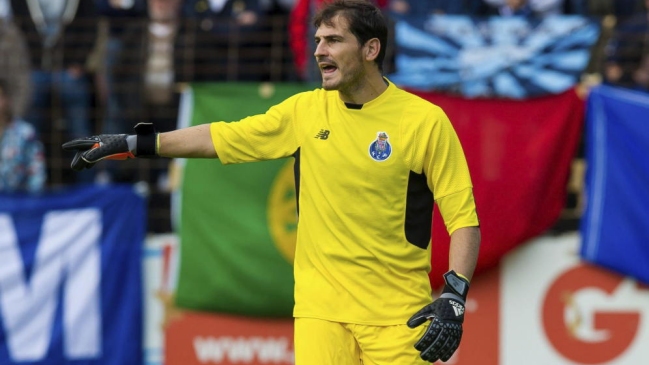 Joven portero mexicano afirmó que trabajar con Casillas es 