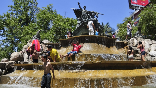 Altas temperaturas marcaron la jornada navideña en Santiago