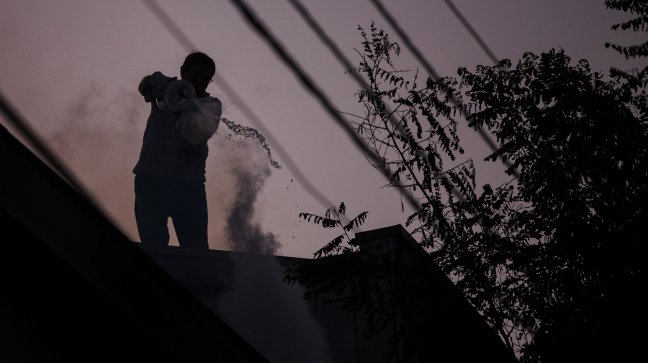 Una casa resultó destruida por incendio en La Pintana