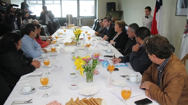 La Araucanía: Familia Luchsinger participó en reunión con Presidenta Bachelet