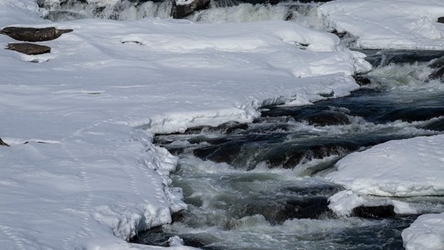 Tormenta eleva temperatura del Polo Norte por encima de punto de congelación