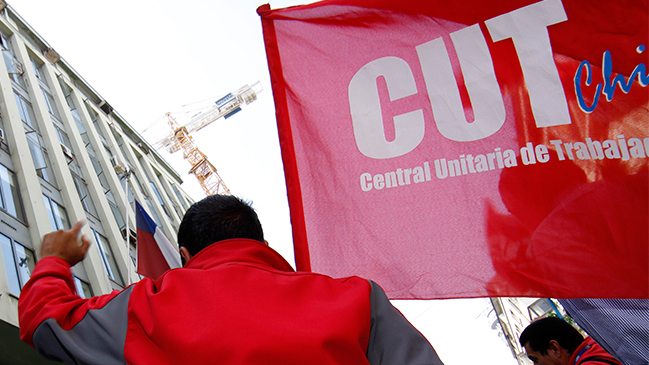 Reforma Laboral: Nueva Mayoría envía señal a la CUT