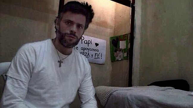 Leopoldo López: Si Maduro desconoce resultados, hay que removerlo