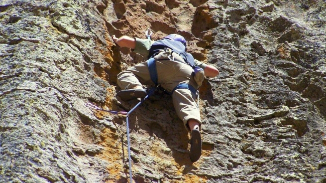 Dos reconocidos escaladores murieron tras caer al vacío en montaña de Nueva Zelanda
