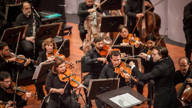 Orquesta Sinfónica inicia celebración de sus 75 años con clásicos coros y arias de ópera