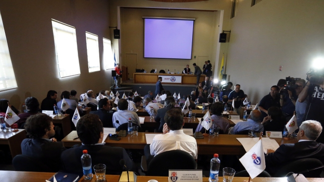 ¿A quién votarías tú como presidente de la ANFP: Salah o Milad?