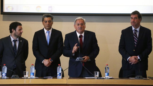 Salah logró revertir la decisión de Sampaoli de poner su cargo a disposición