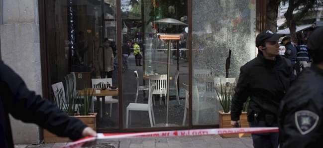 Policía detuvo a padre del sospechoso del tiroteo en Tel Aviv