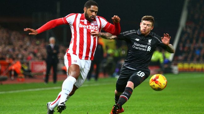 Liverpool dio el primer golpe ante Stoke City en semifinales de la Copa de la Liga