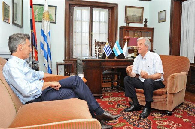 Sindicatos critican a Macri por despidos masivos en el sector público