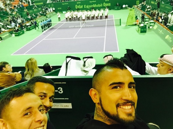 Arturo Vidal presenció en Doha la final entre Djokovic y Nadal