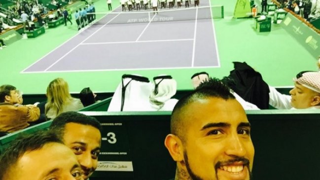 Arturo Vidal presenció en Doha la final entre Djokovic y Nadal