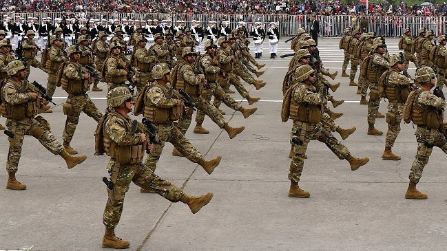 Integrantes del Ejército asistieron a comisión que indaga fraude con montos de la ley reservada