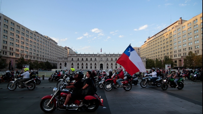 Motociclistas protestaron por restricción vehicular a motos en Plan de Descontaminación