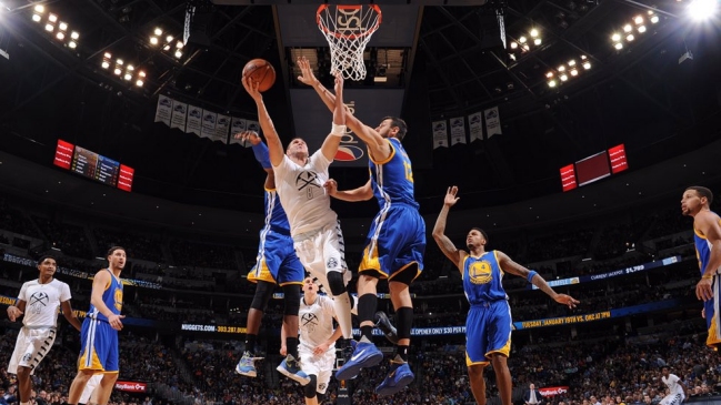 Denver Nuggets sorprendió a Golden State Warriors y le propinó su tercera derrota