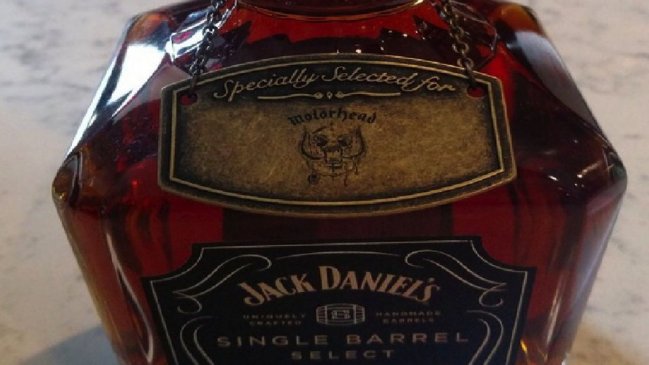 Agotan en menos de una hora edición limitada de whisky en honor a Motörhead