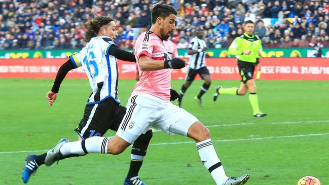 Manuel Iturra fue titular en dura caída de Udinese ante Juventus por la Serie A