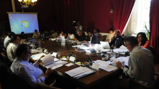 Comisión de Probidad del Senado despachó Ley de Partidos Políticos