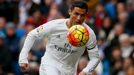 Cristiano Ronaldo agredió con una patada a volante de Sporting de Gijón