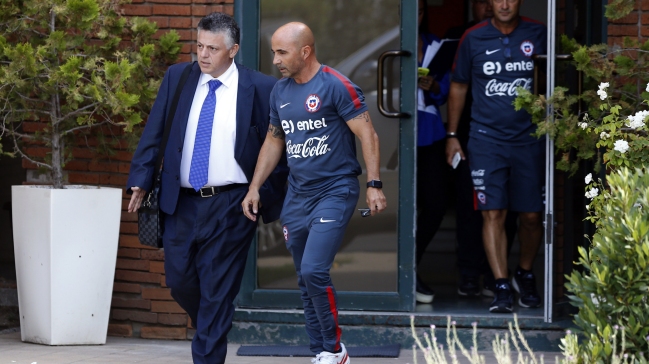 Apoyo ciudadano a Sampaoli se derrumbó, según Cadem