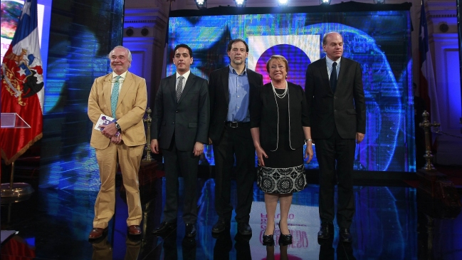 Girardi propuso crear comisión que busque elevar presupuesto para Ciencia