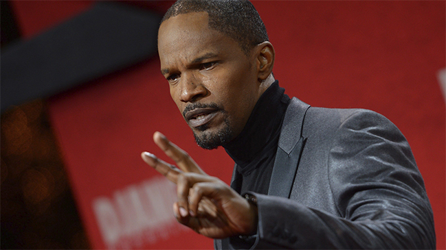 Jamie Foxx salvó a un hombre de un vehículo en llamas
