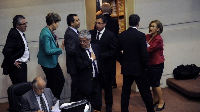 Senado despachó a tercer trámite Ley de Partidos Políticos