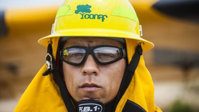 Sindicatos de Conaf realizan paro de advertencia este viernes