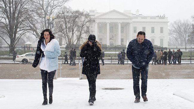 Estados Unidos enfrenta monumental tormenta 