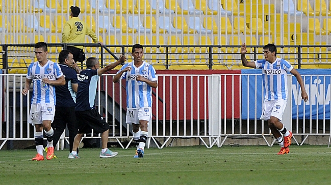 Magallanes venció a Ñublense y es líder en la Primera B