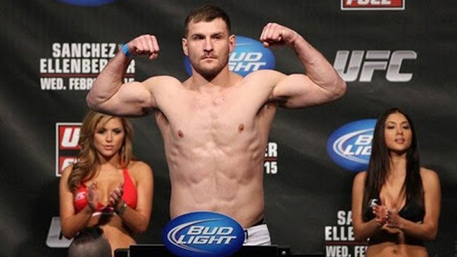 Caín Velásquez y Fabricio Werdum se lesionan y quedaron fuera del UFC 196