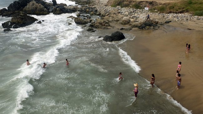 Hombre murió ahogado en una playa de Quintero