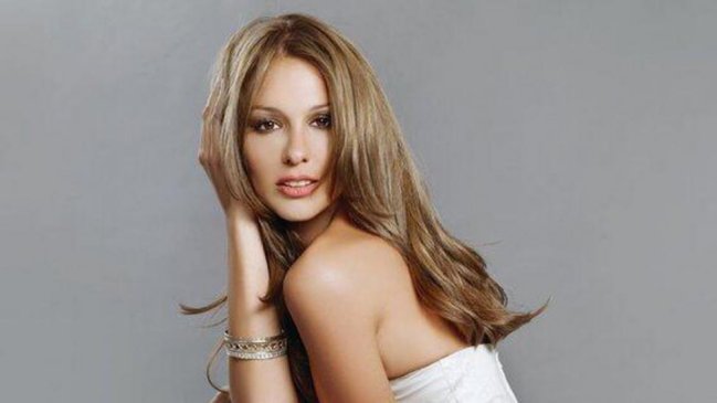 Pampita asegura que le ofrecieron animar el Festival de Viña