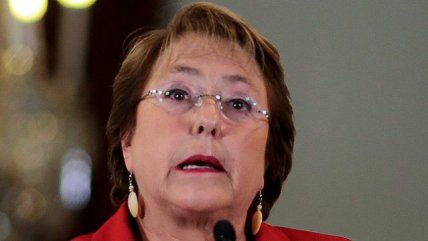 La reacción de Bachelet ante la formalización de su nuera y otras frases del día